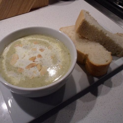 Picture of Broccoli, Stilton and Almond Soup